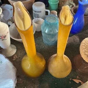 Vintage Amber Swung Glass Vases (Pair) – Mid-Century Modern